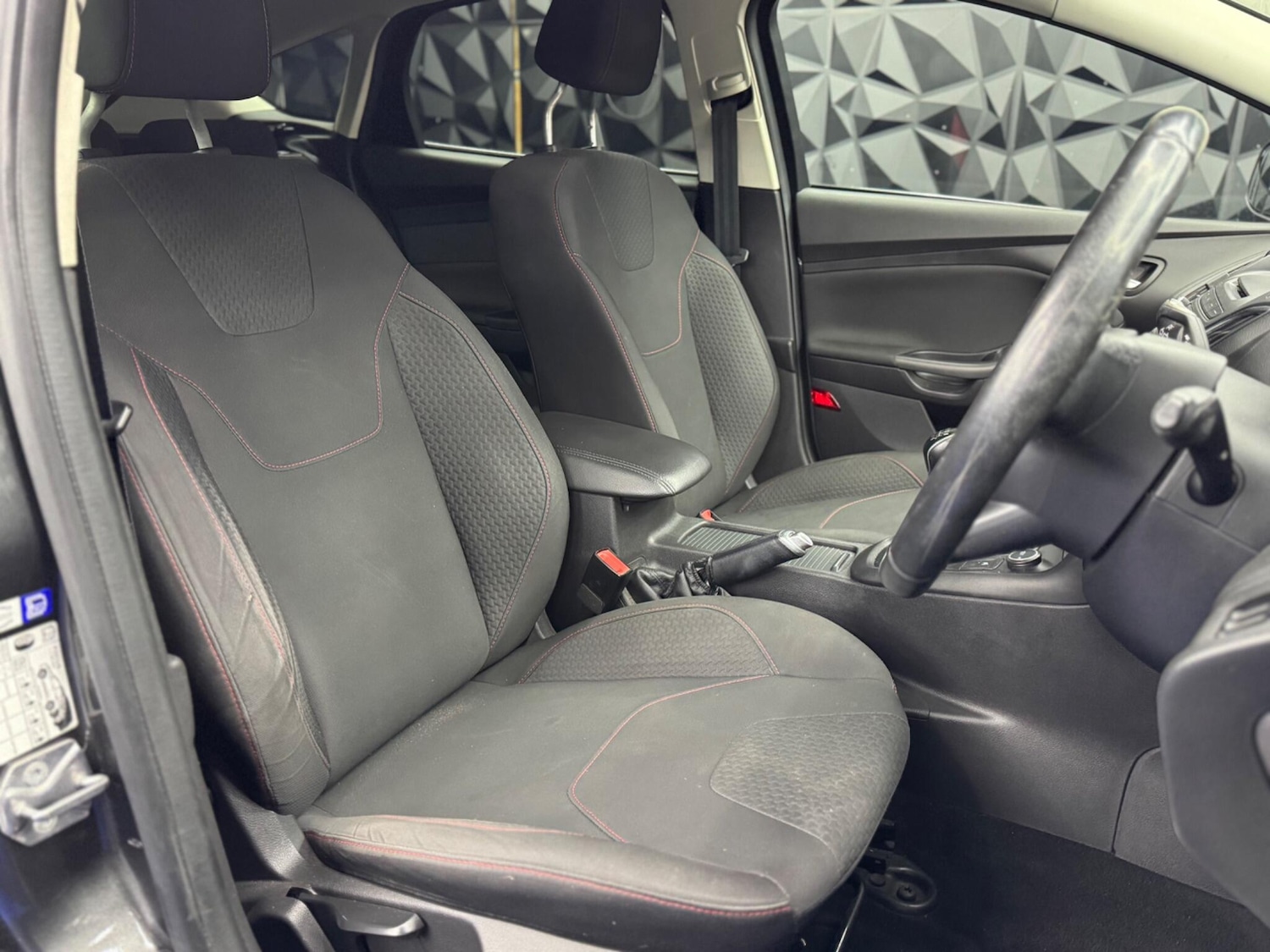 Used Ford Focus 2015 for sale - 76824427: Photo 29