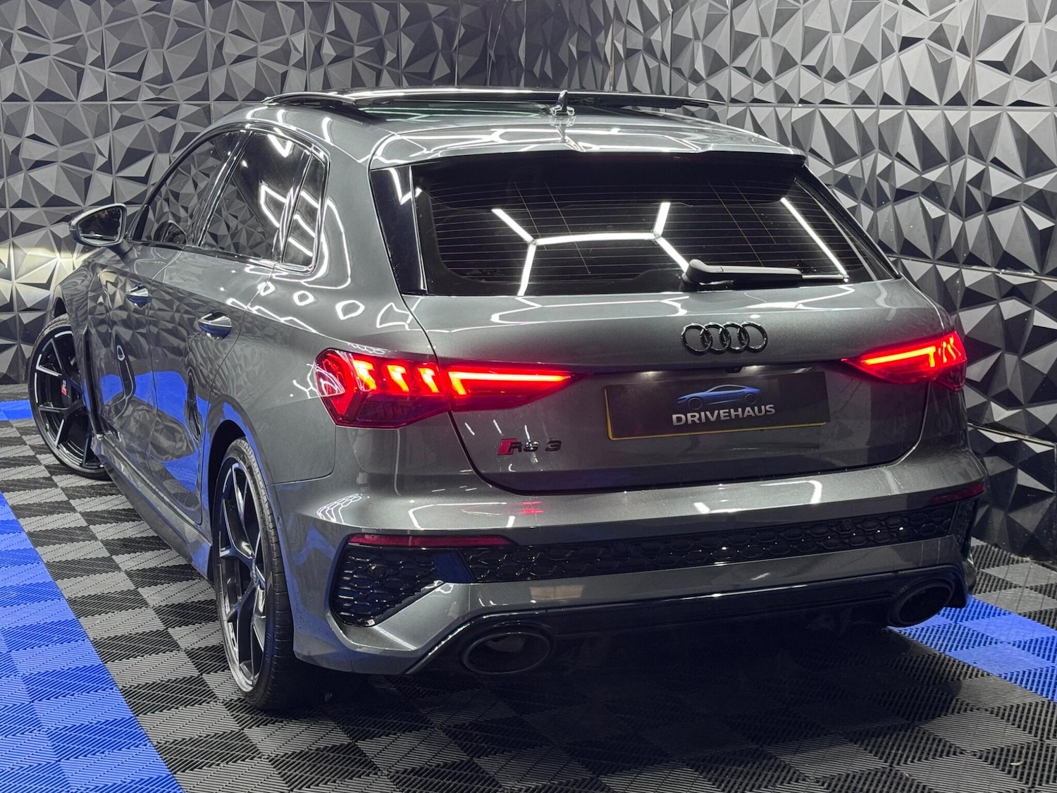 Used Audi RS3 2022 for sale - 76550259: Photo 15