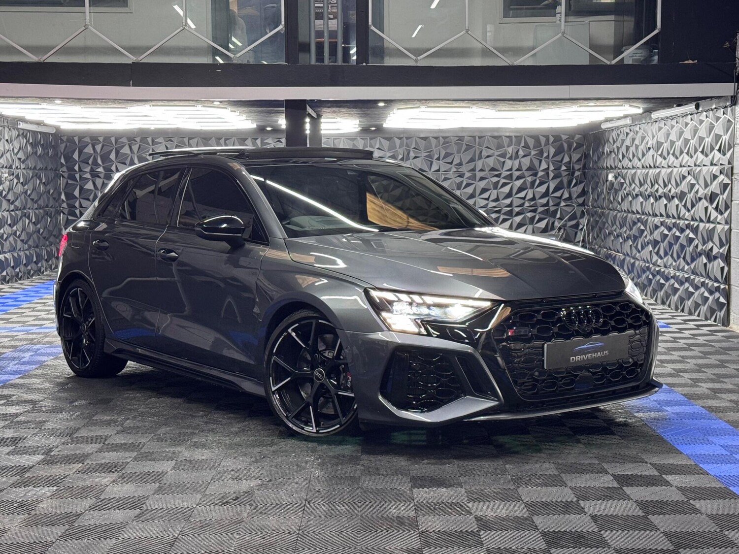 Used Audi RS3 2022 for sale - 76550259: Photo 5