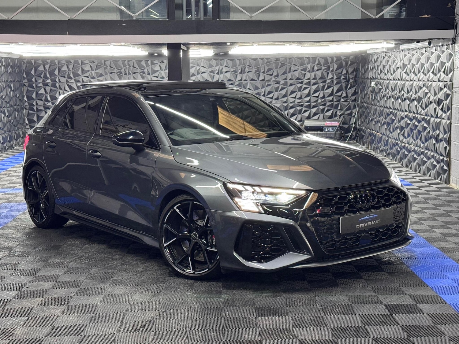 Used Audi RS3 2022 for sale - 76550259: Photo 6