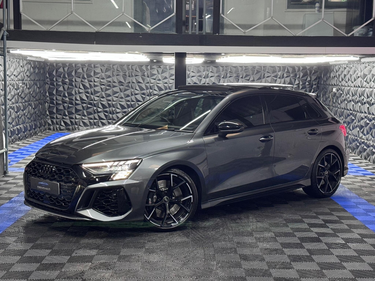 Used Audi RS3 2022 for sale - 76550259: Photo 8