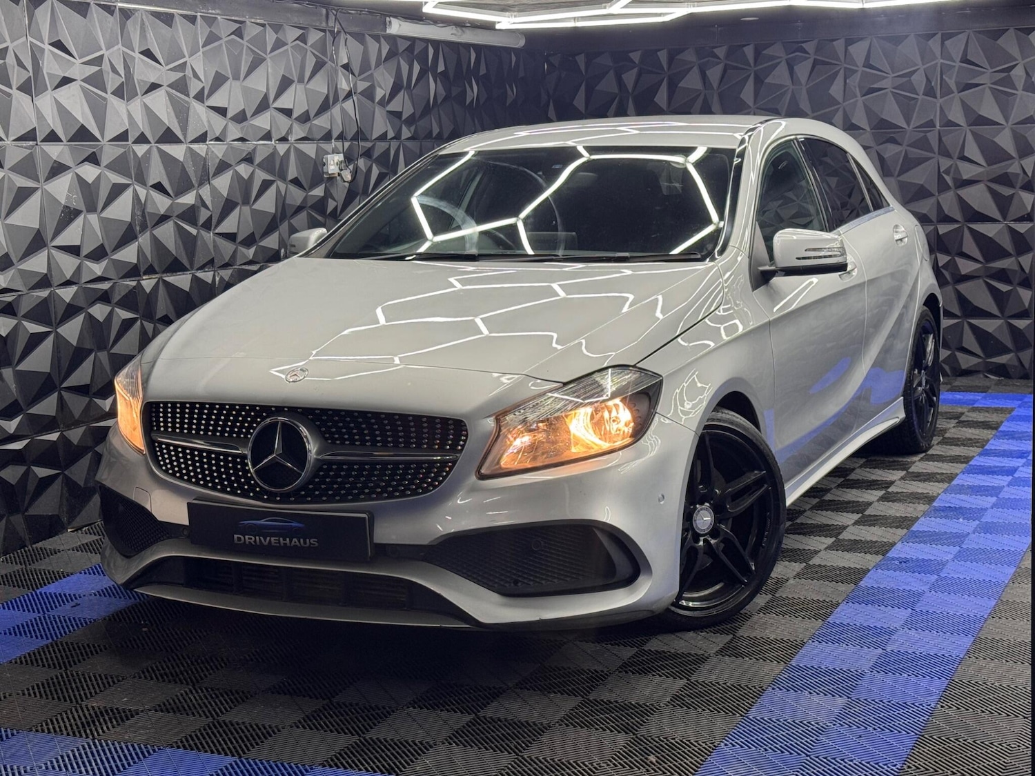 Used Mercedes-Benz A-Class 2016 for sale - 77645783: Photo 12