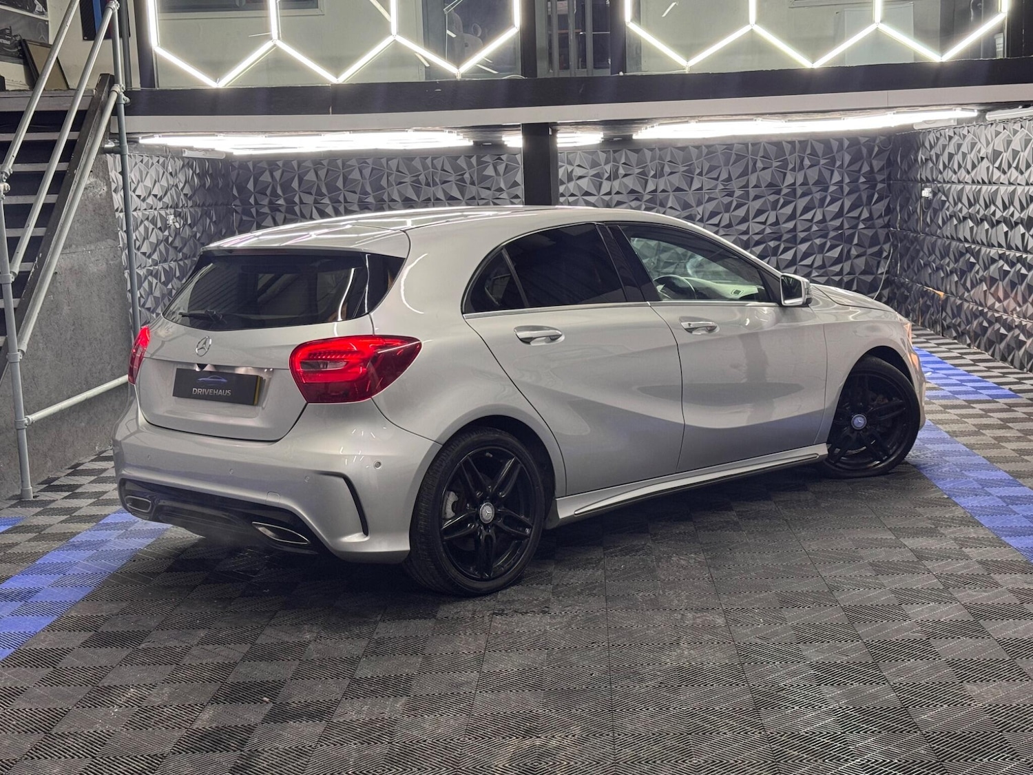 Used Mercedes-Benz A-Class 2016 for sale - 77645783: Photo 13