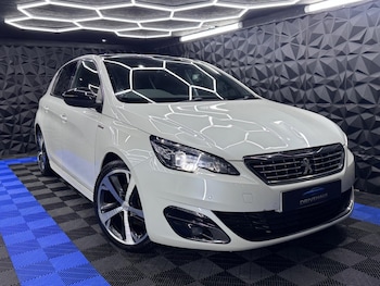 2017 (17) - 1.6 BlueHDi 120 GT Line 5dr