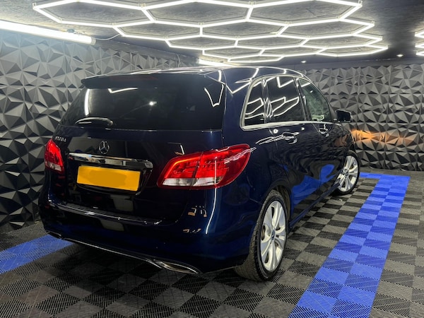 Used Mercedes-Benz B Class 2017 for sale - 75492522: Photo 10
