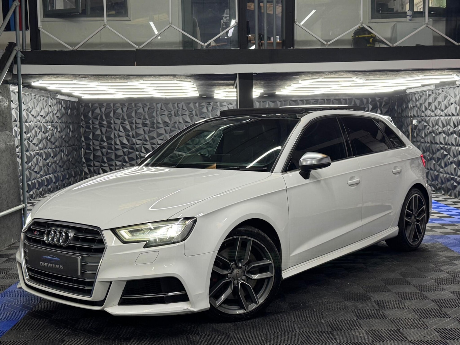 Used Audi S3 2016 for sale - 76020516: Photo 12