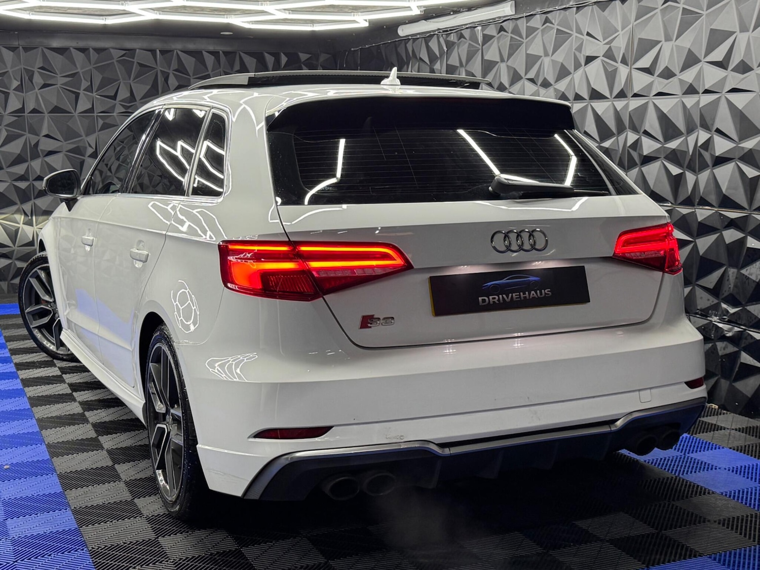 Used Audi S3 2016 for sale - 76020516: Photo 13