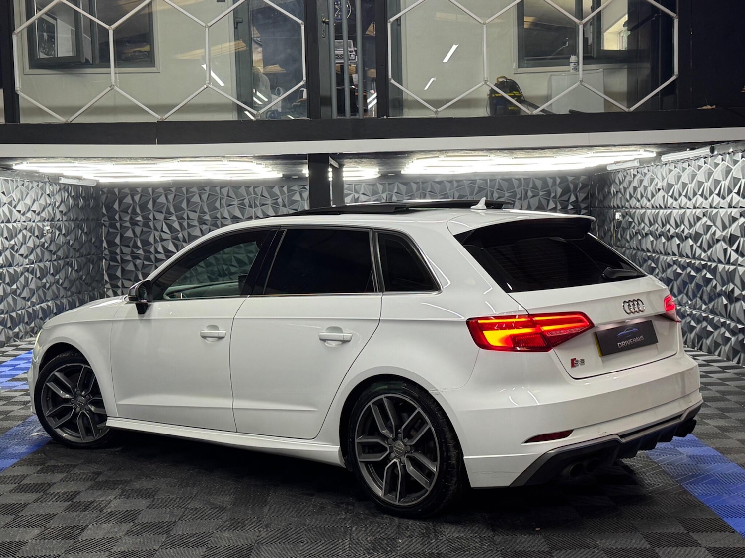 Used Audi S3 2016 for sale - 76020516: Photo 16