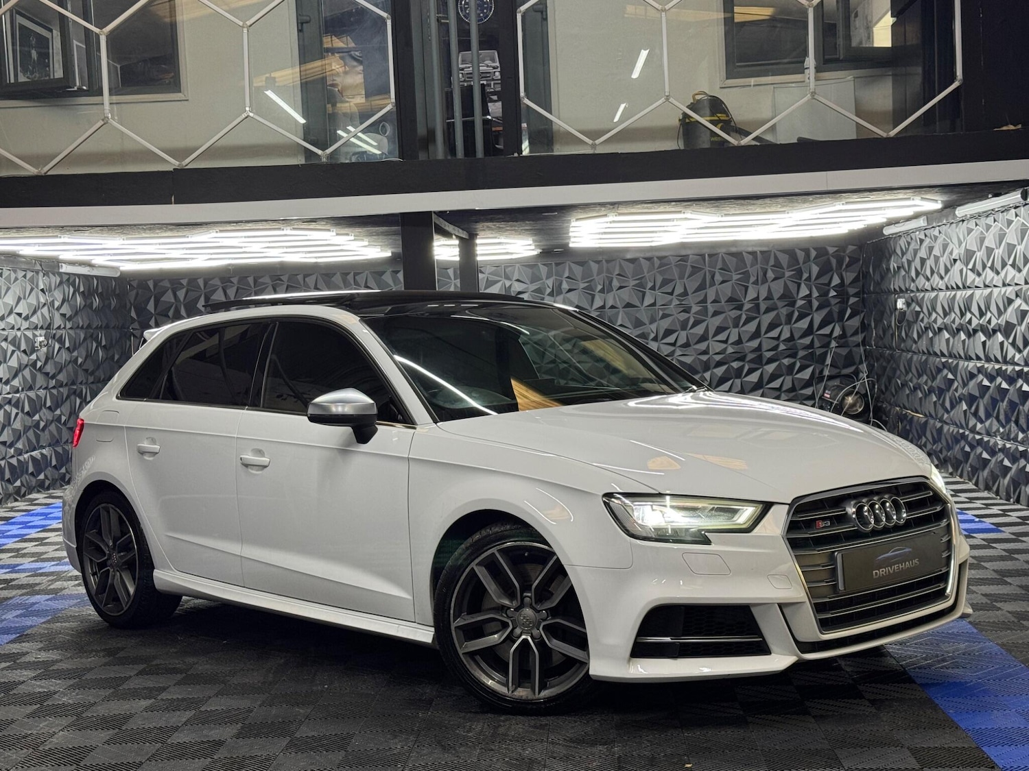 Used Audi S3 2016 for sale - 76020516: Photo 6