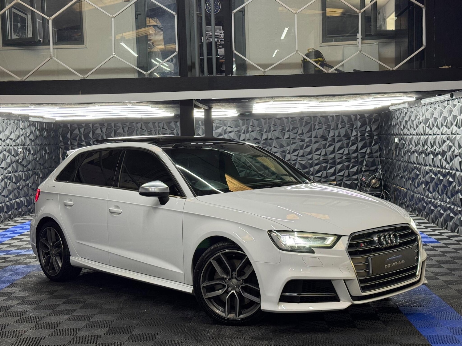 Used Audi S3 2016 for sale - 76020516: Photo 7