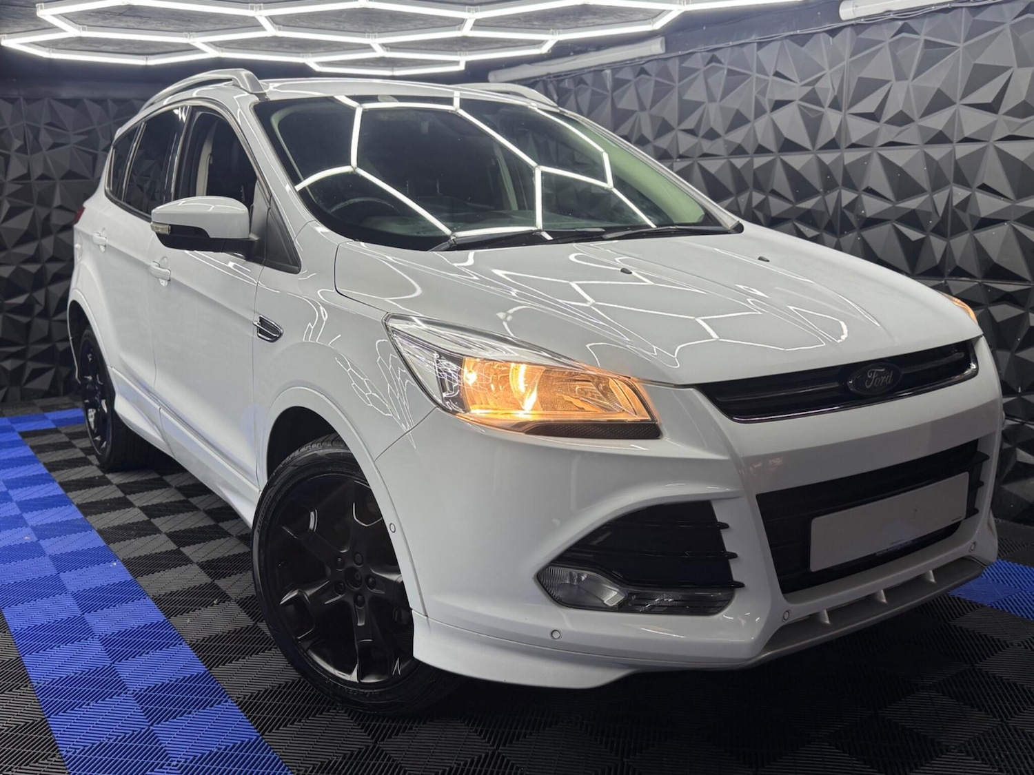 Used Ford Kuga 2016 for sale - 76472211: Photo 10