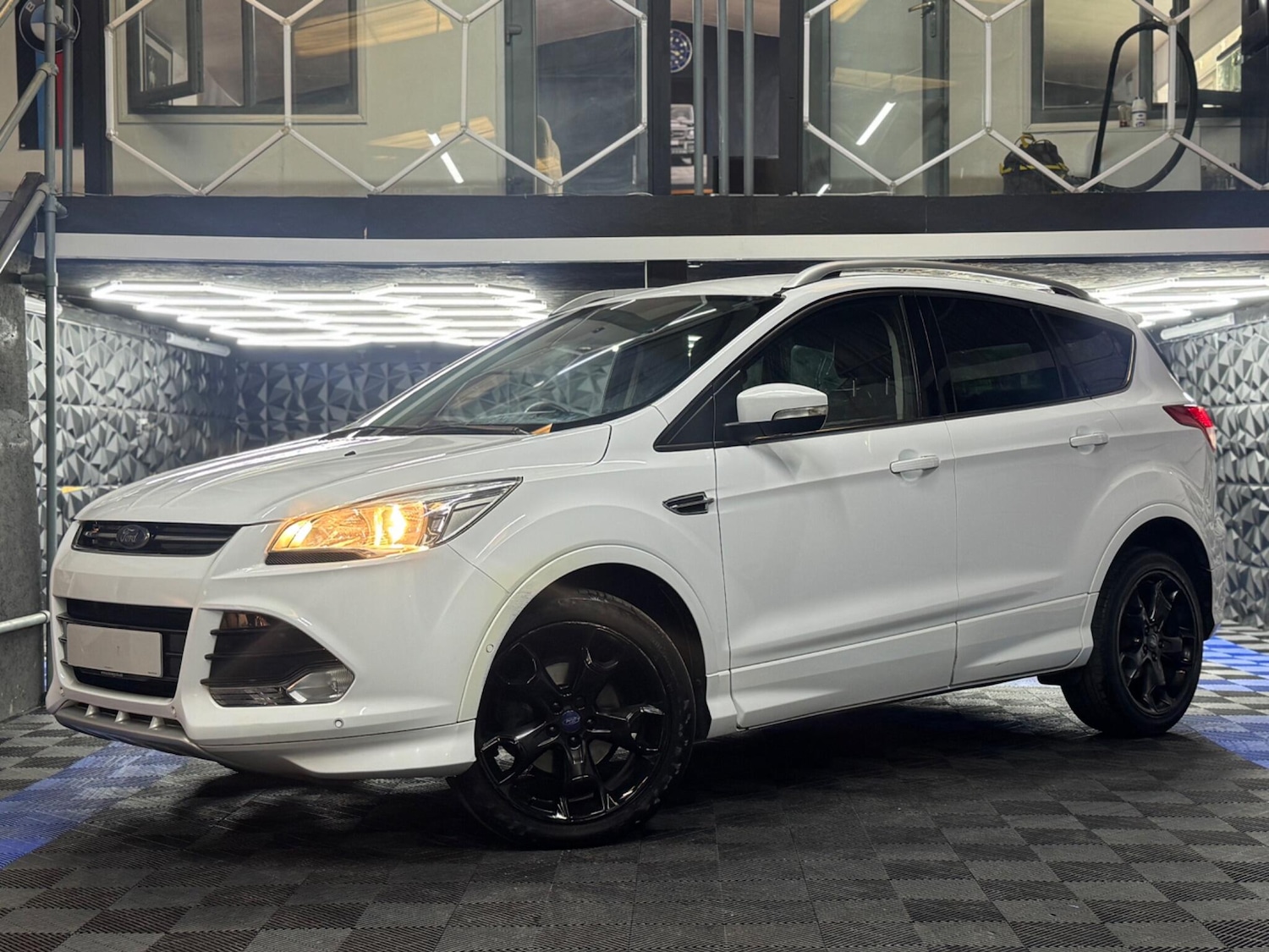 Used Ford Kuga 2016 for sale - 76472211: Photo 15