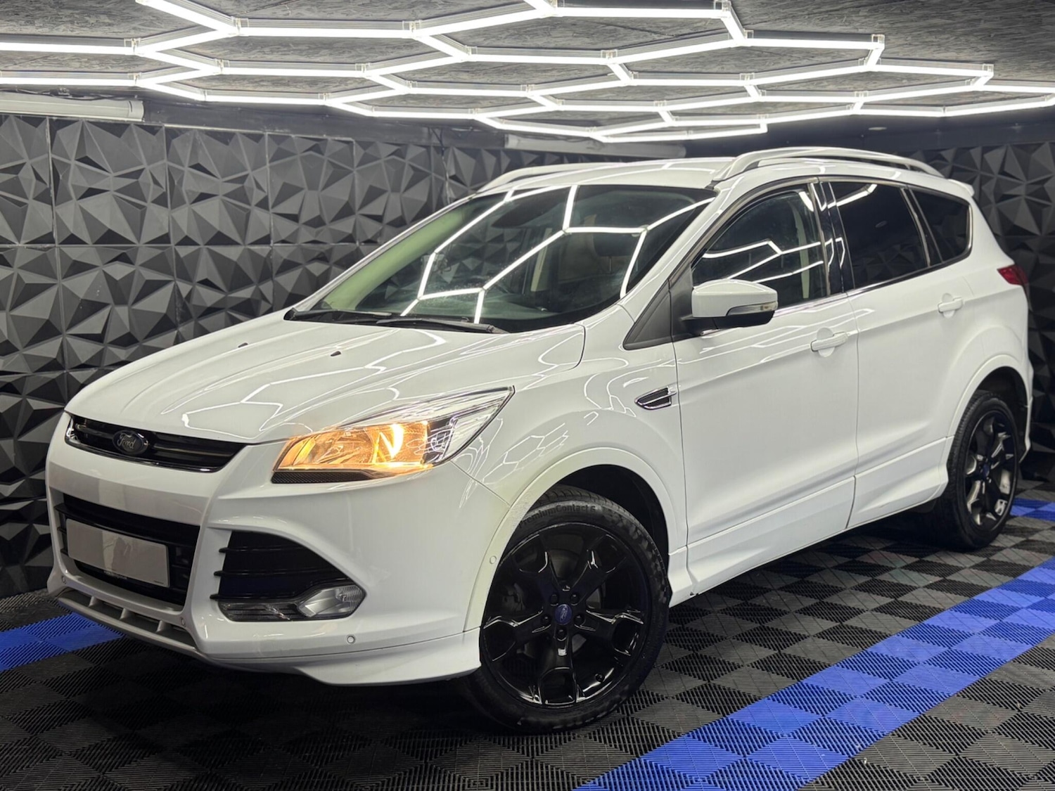 Used Ford Kuga 2016 for sale - 76472211: Photo 18