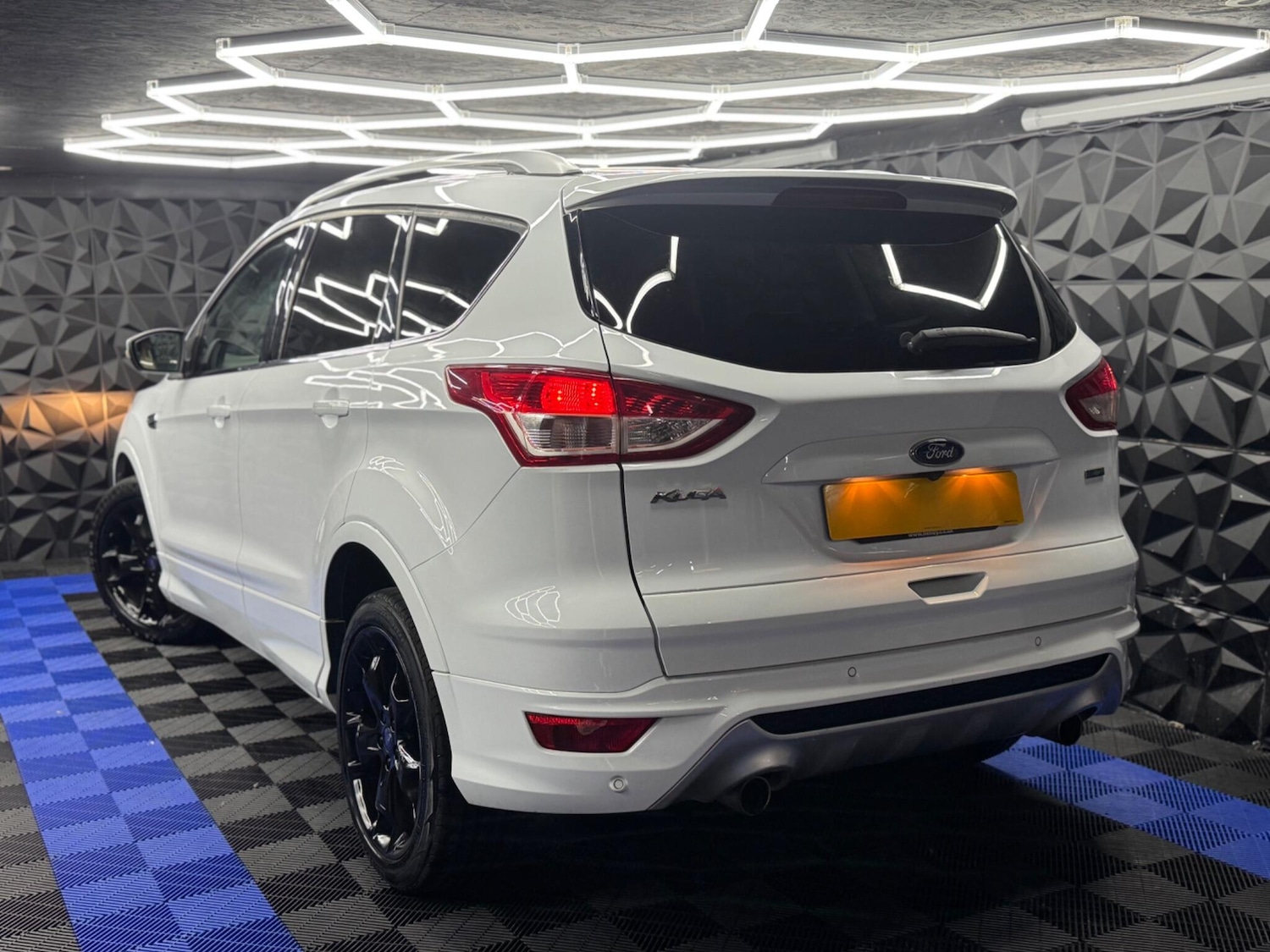 Used Ford Kuga 2016 for sale - 76472211: Photo 22