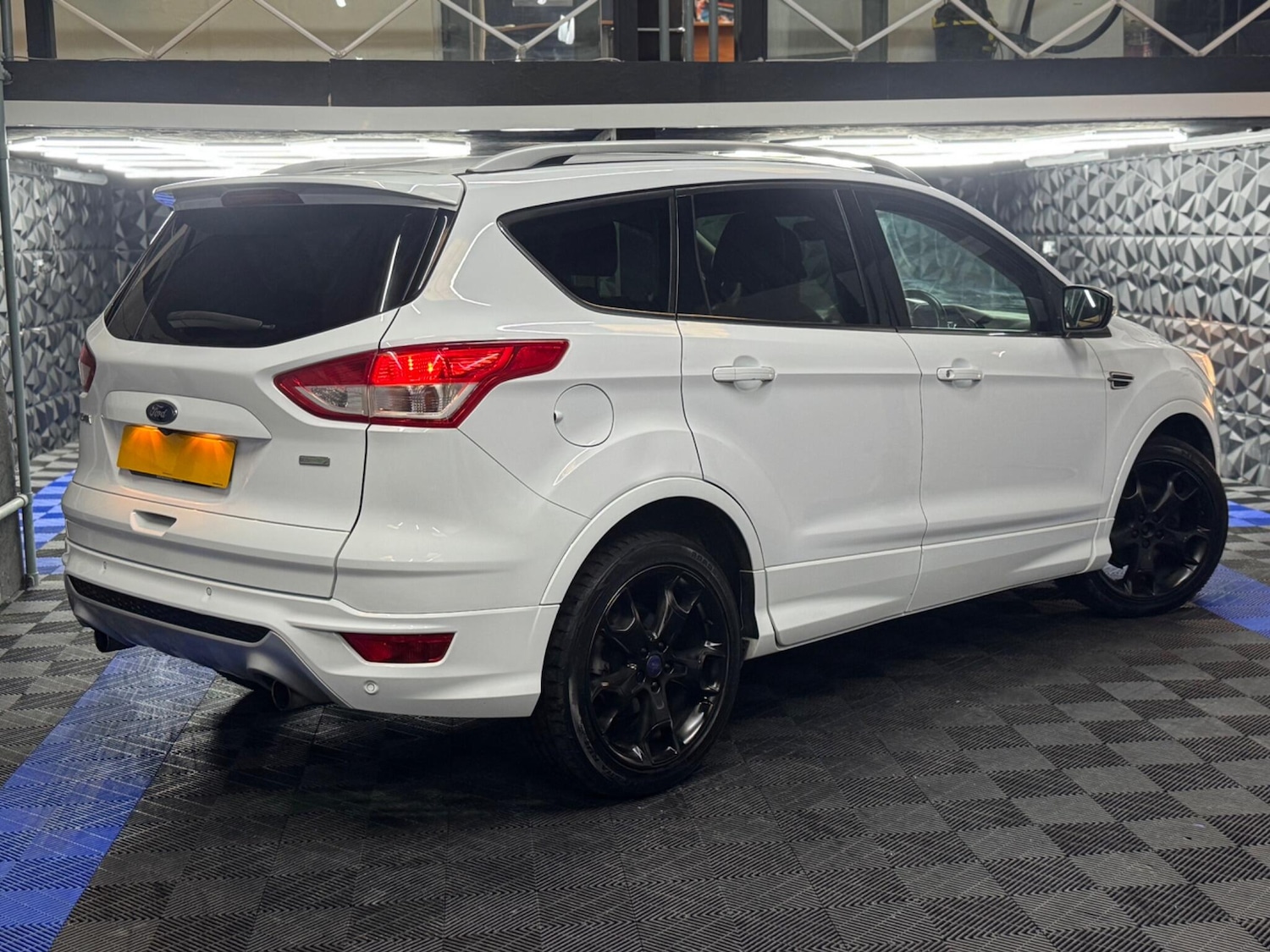 Used Ford Kuga 2016 for sale - 76472211: Photo 27