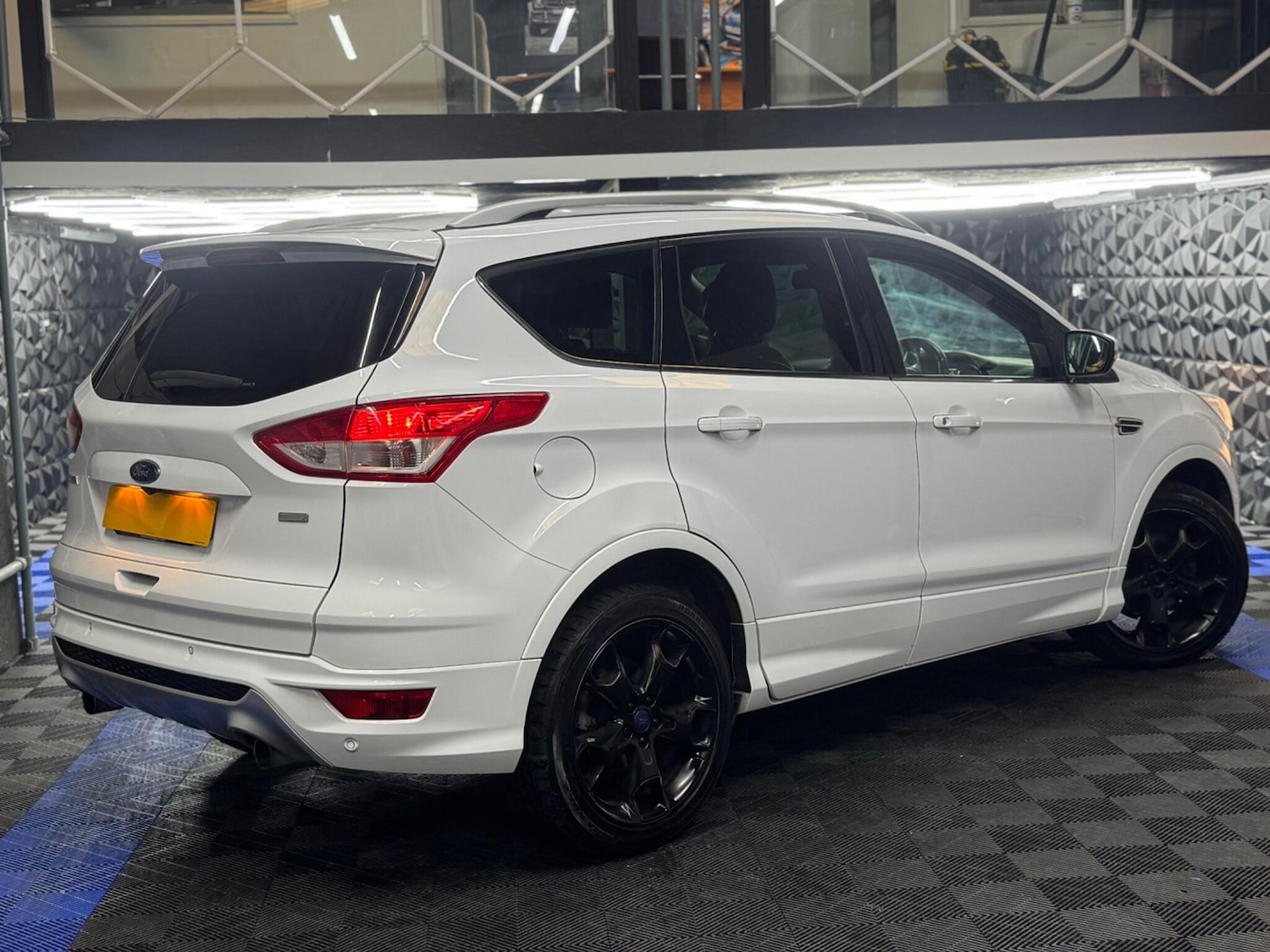 Used Ford Kuga 2016 for sale - 76472211: Photo 29