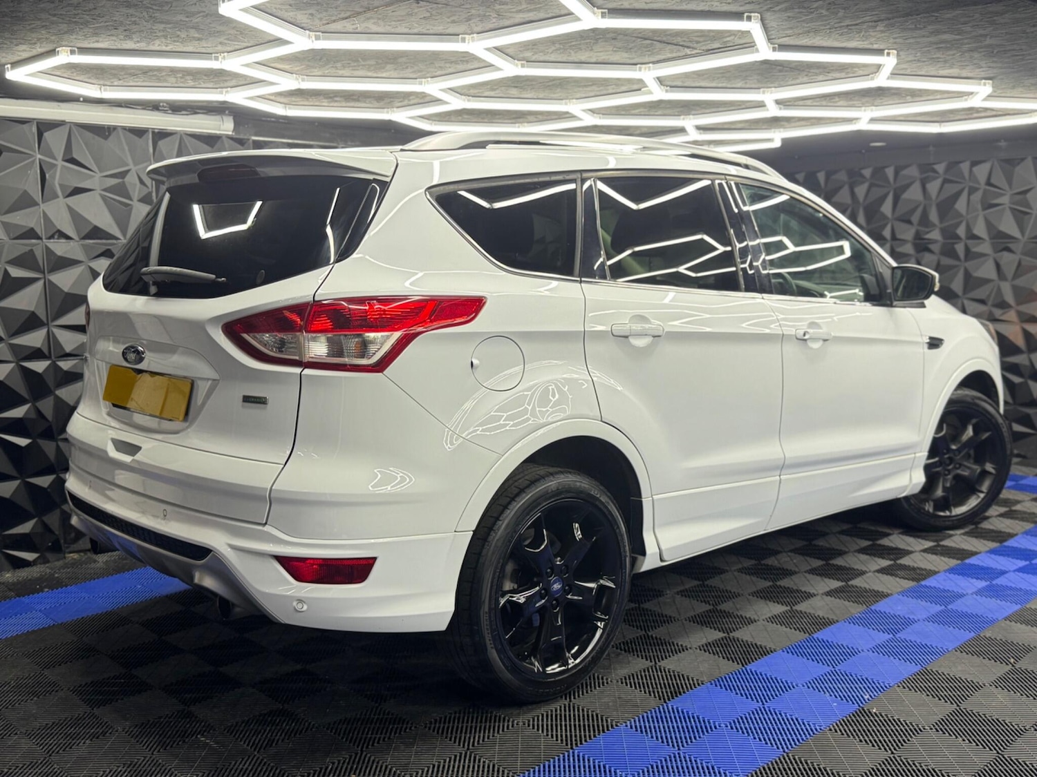 Used Ford Kuga 2016 for sale - 76472211: Photo 30