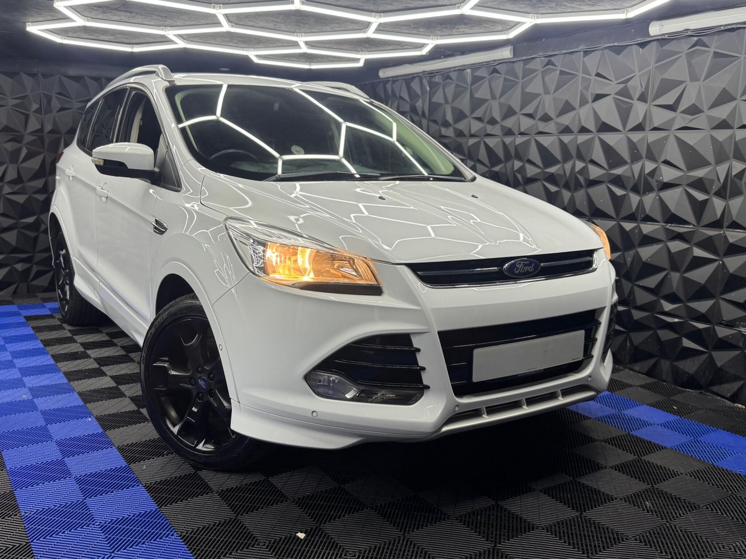 Used Ford Kuga 2016 for sale - 76472211: Photo 9