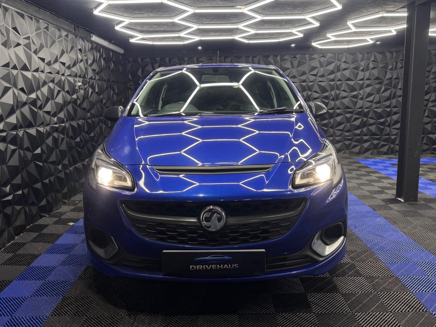 Used Vauxhall Corsa 2016 for sale - 77050024: Photo 2