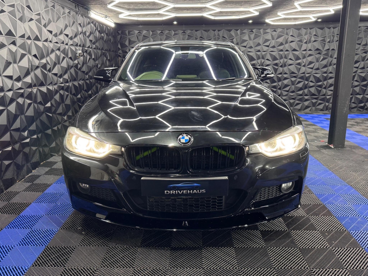 Used BMW 3 Series 2012 for sale - 77290999: Photo 10