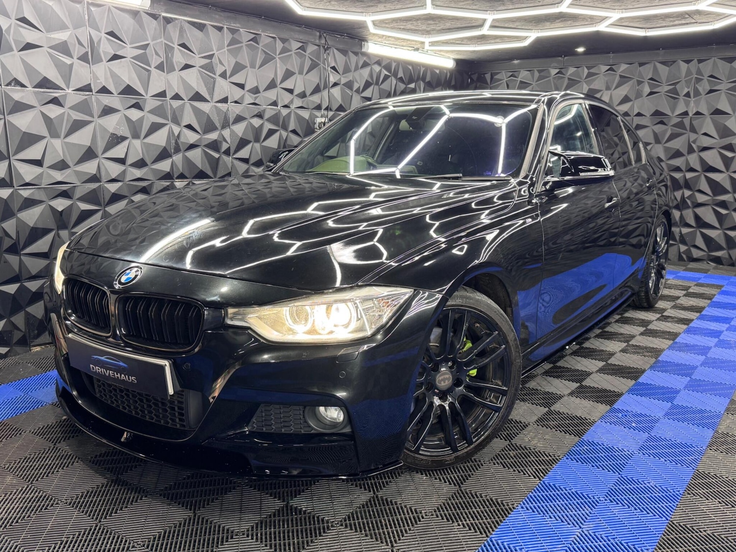 Used BMW 3 Series 2012 for sale - 77290999: Photo 12