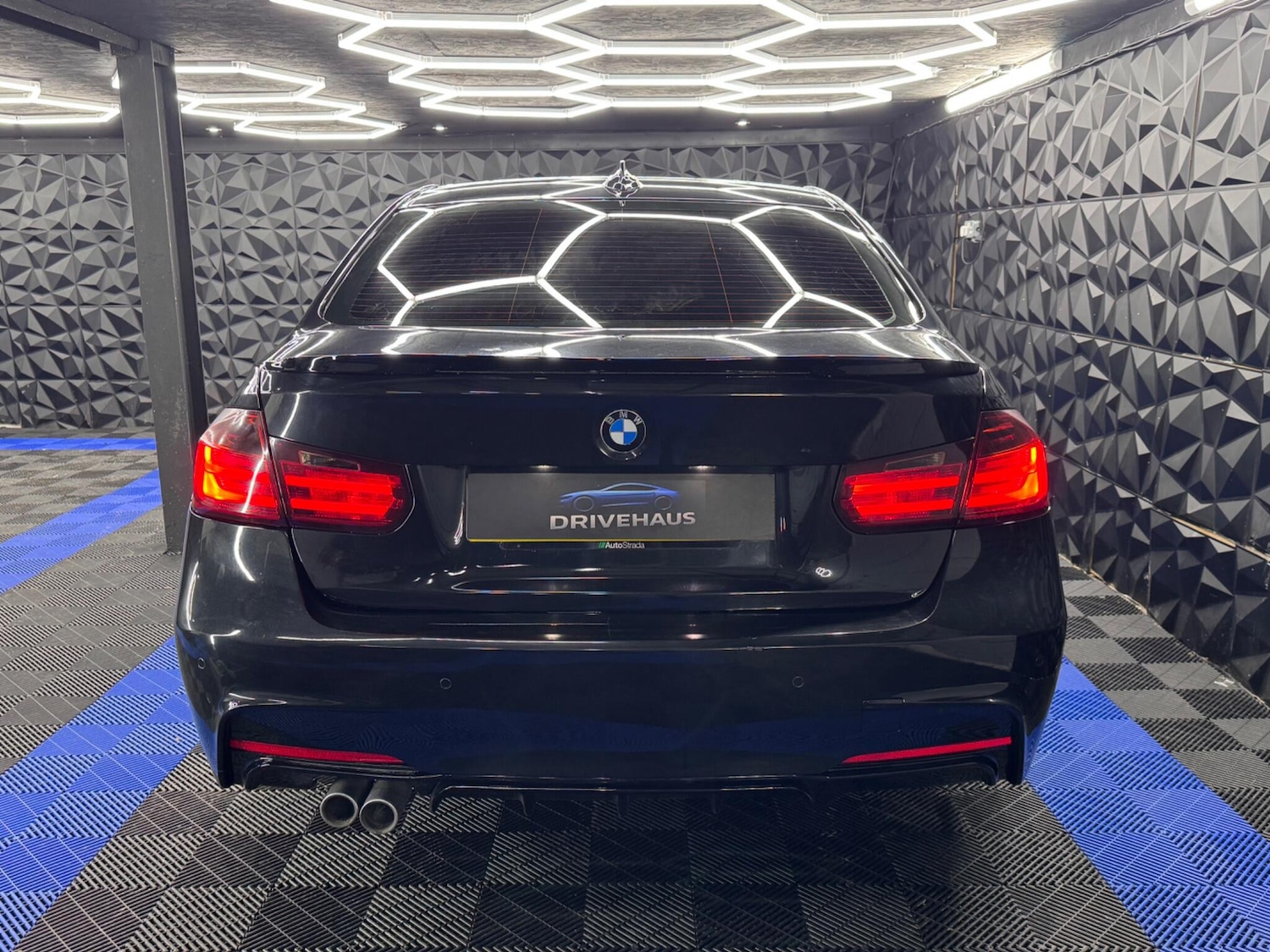 Used BMW 3 Series 2012 for sale - 77290999: Photo 18