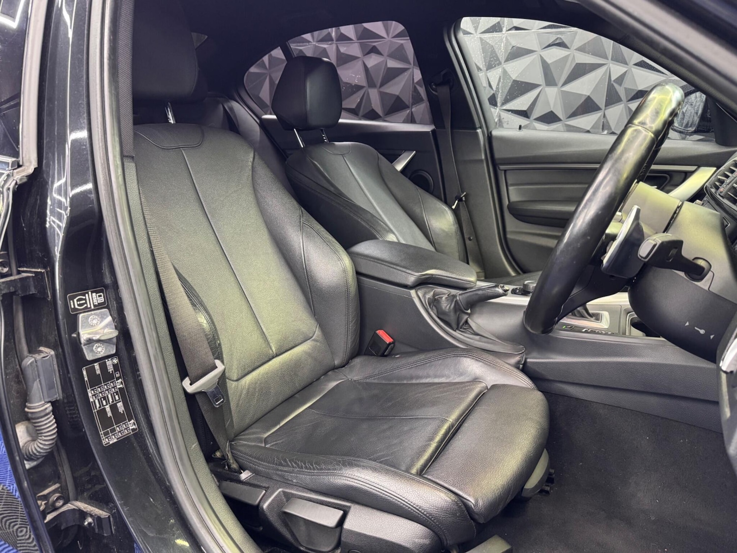 Used BMW 3 Series 2012 for sale - 77290999: Photo 28