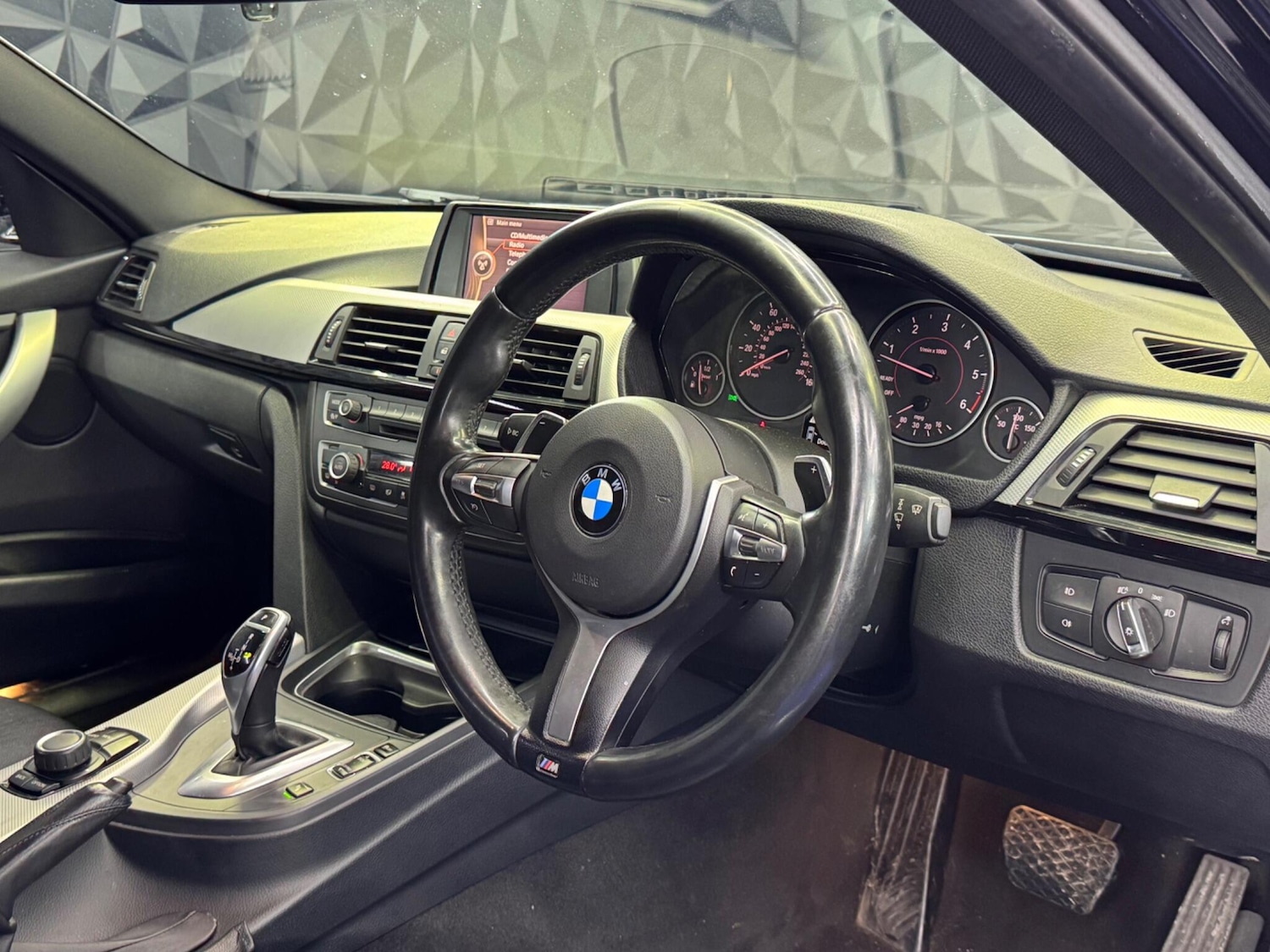 Used BMW 3 Series 2012 for sale - 77290999: Photo 36
