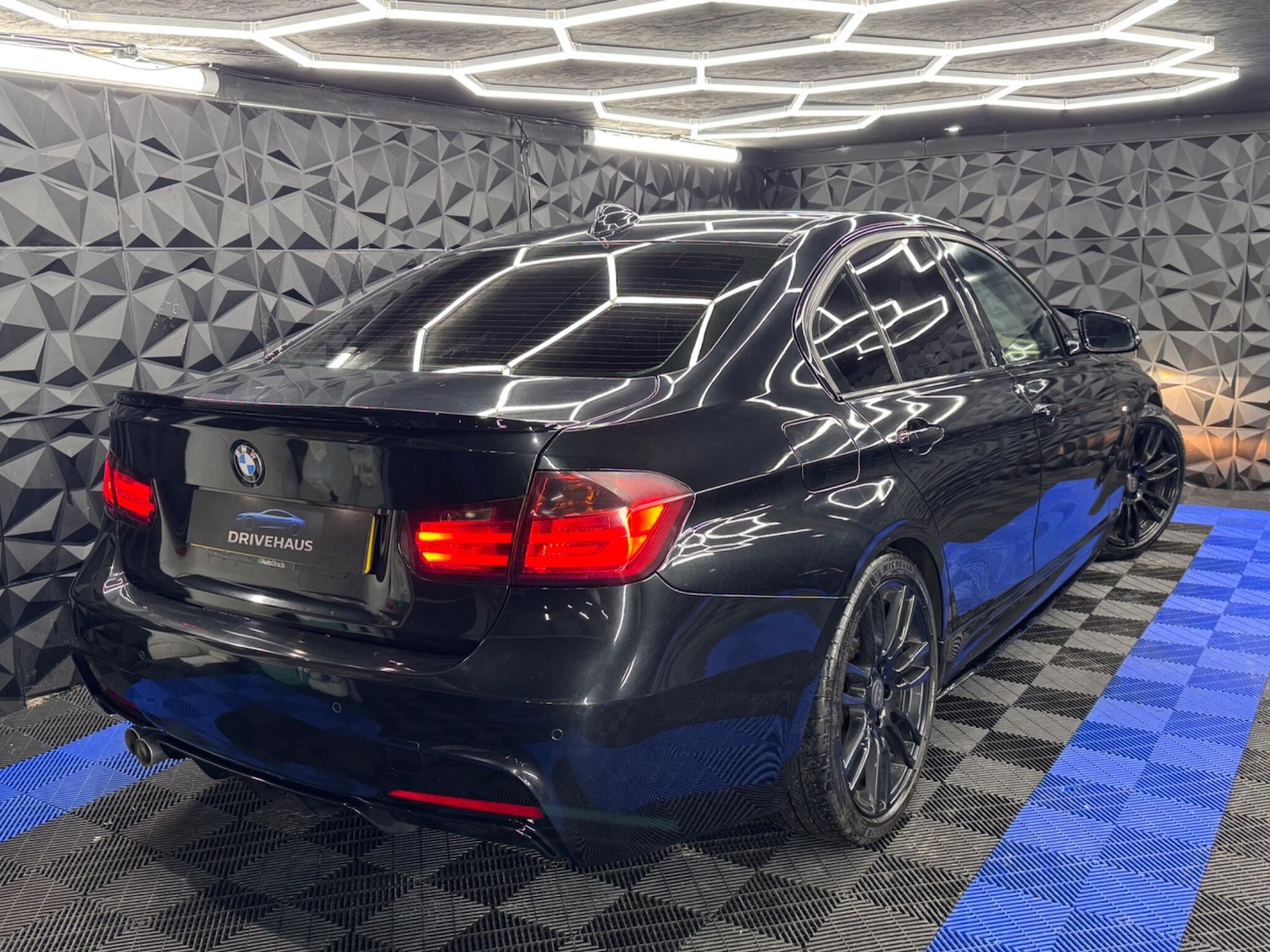 Used BMW 3 Series 2012 for sale - 77290999: Photo 37