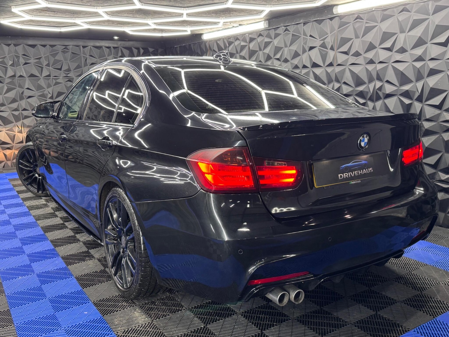 Used BMW 3 Series 2012 for sale - 77290999: Photo 4