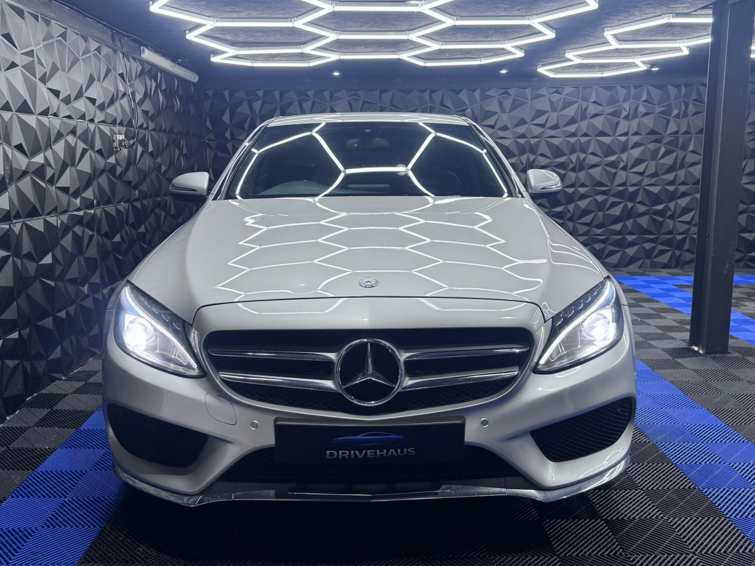 Used Mercedes-Benz C Class 2016 for sale - 76688634: Photo 10