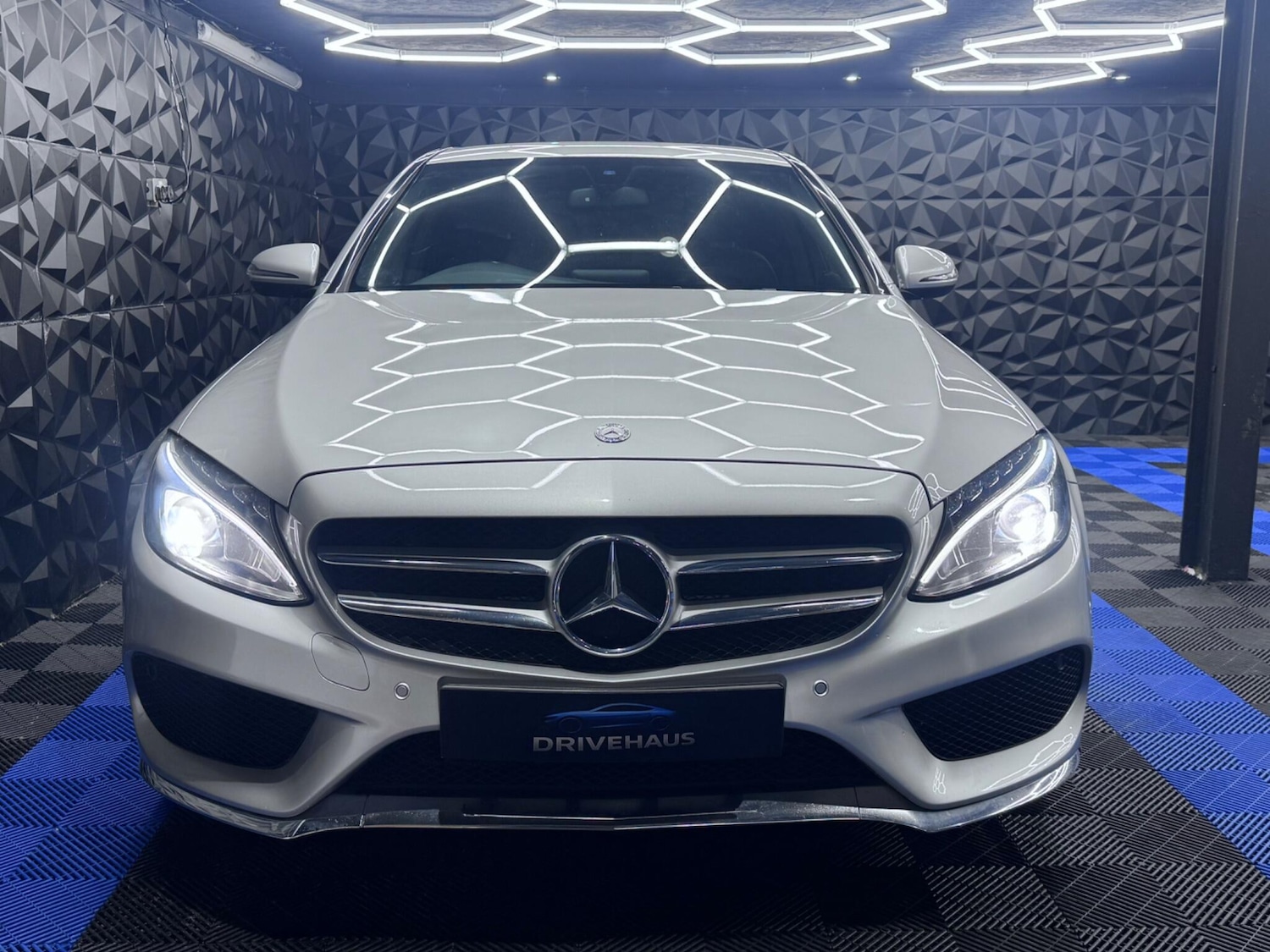 Used Mercedes-Benz C Class 2016 for sale - 76688634: Photo 11