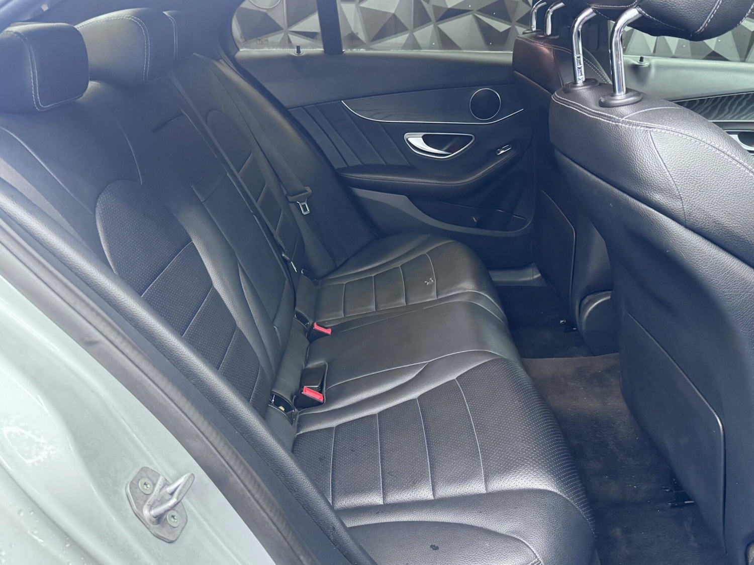 Used Mercedes-Benz C Class 2016 for sale - 76688634: Photo 27