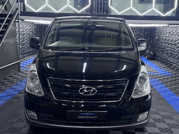 Used Hyundai i800 2016 for sale - 77359030: Photo
