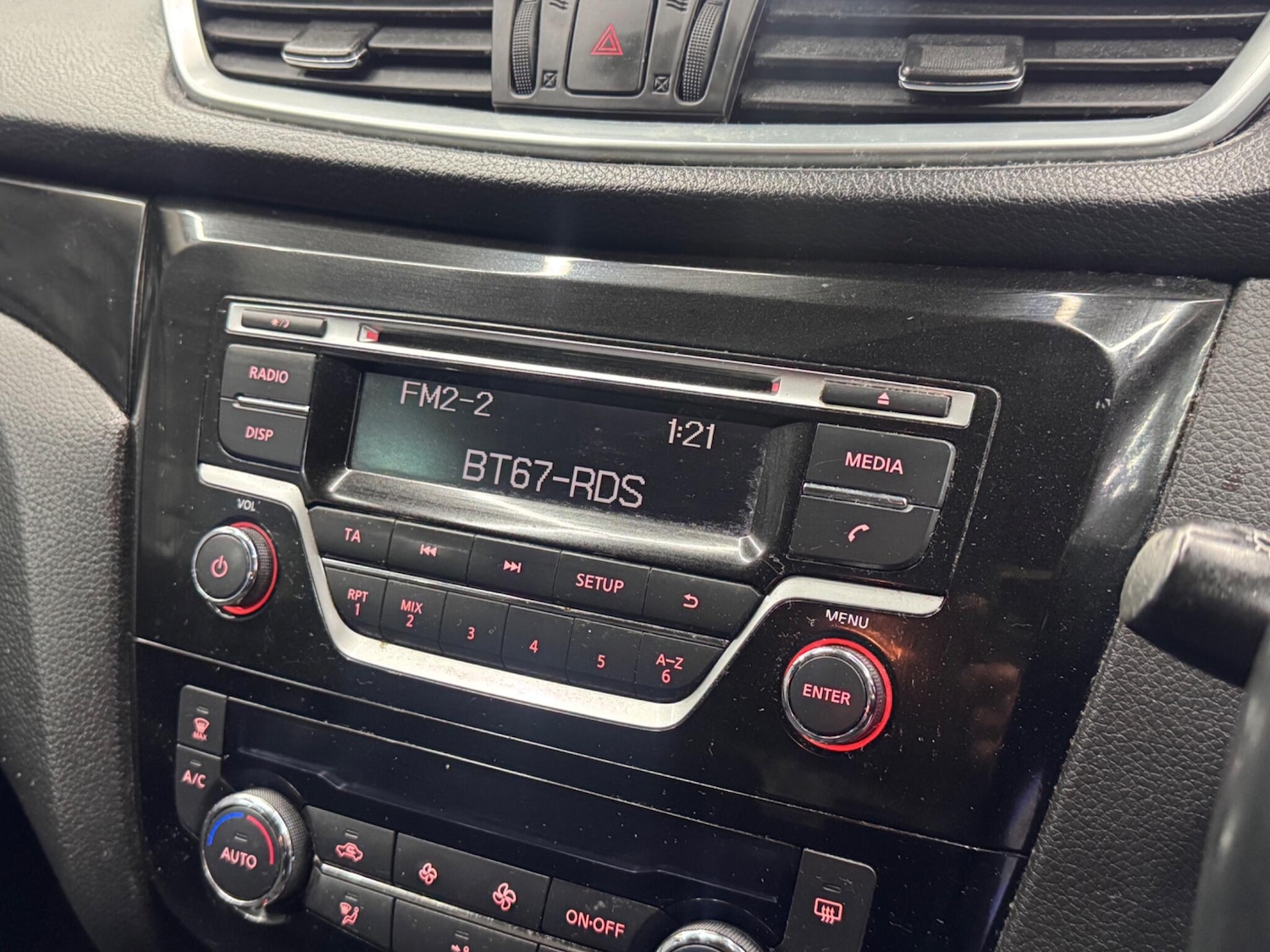 Used Nissan Qashqai 2018 for sale - 77130639: Photo 32