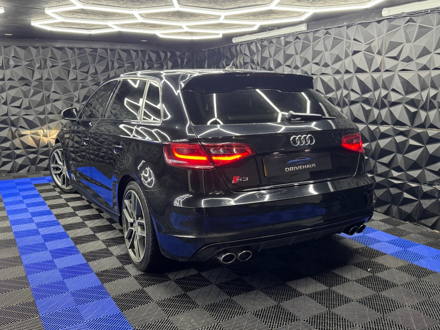 Used Audi S3 2015 for sale - 76013019: Photo 15