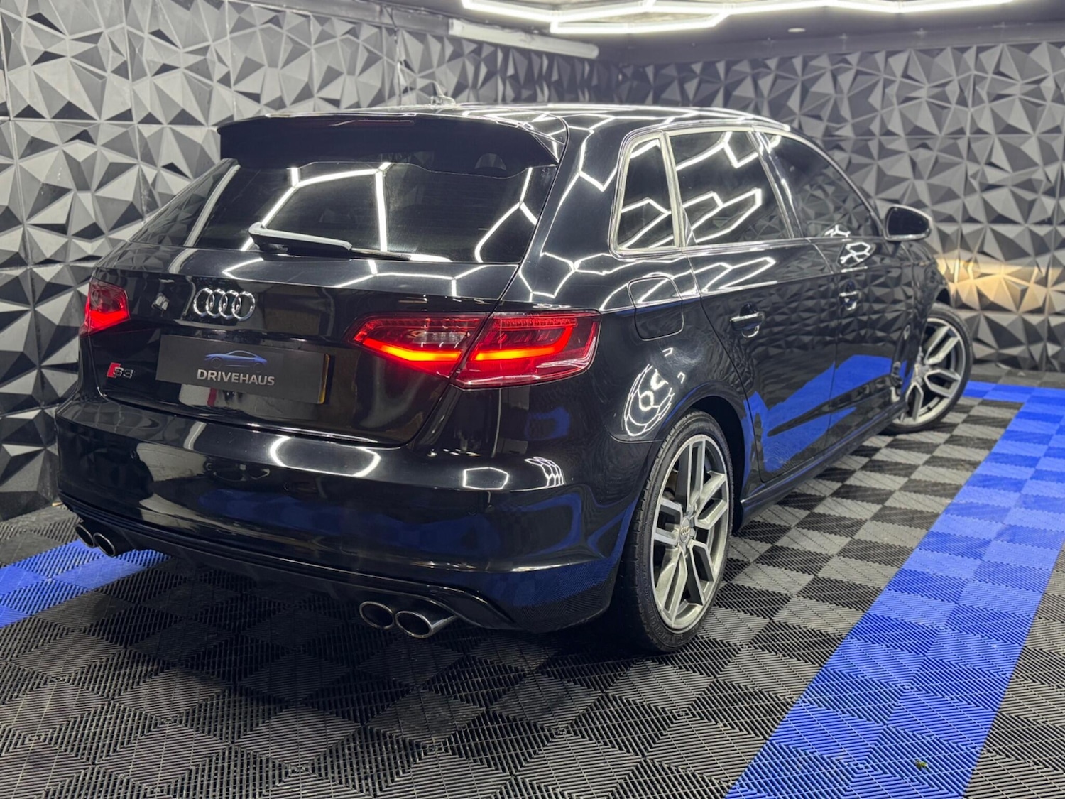 Used Audi S3 2015 for sale - 76013019: Photo 25