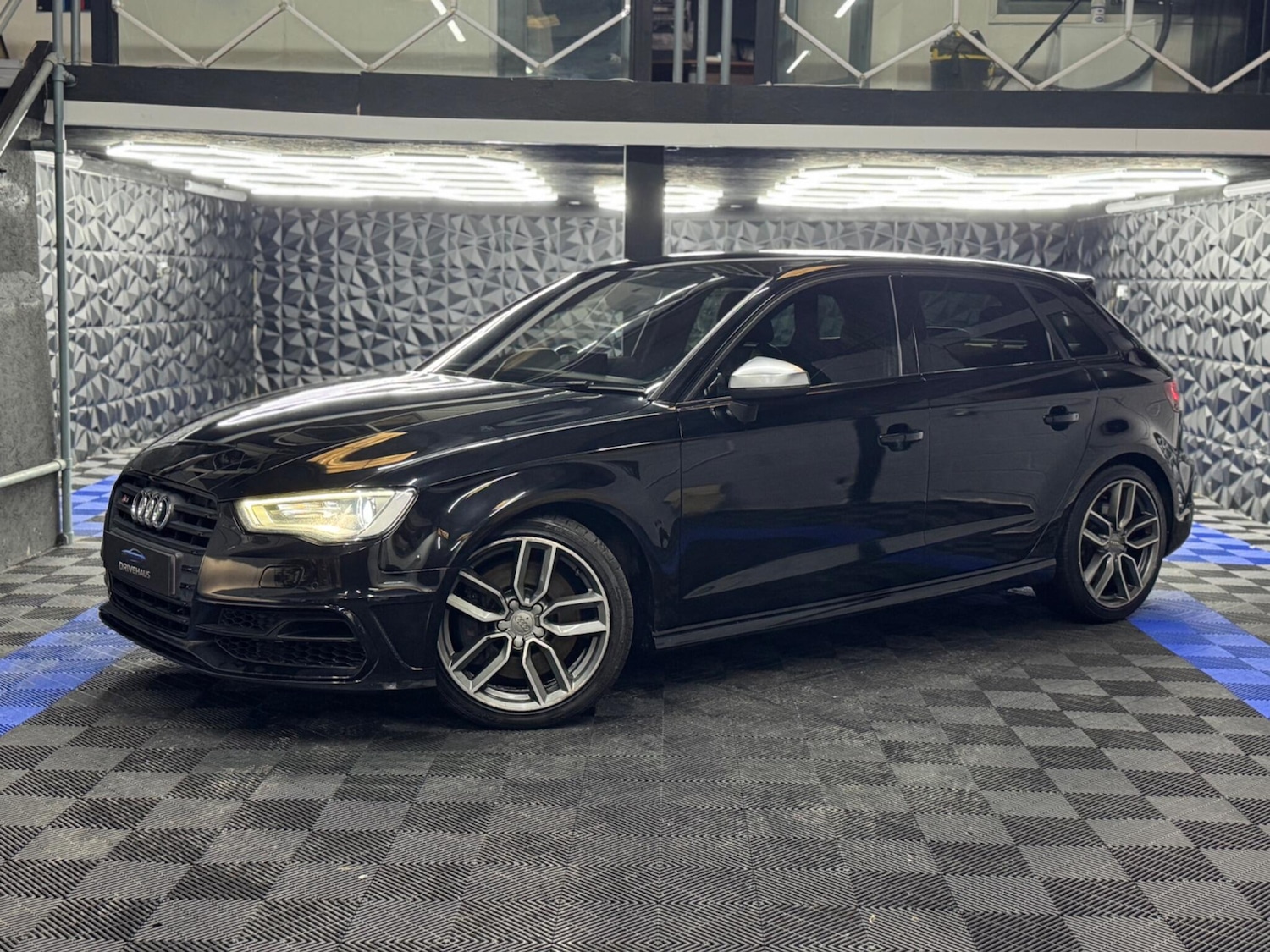Used Audi S3 2015 for sale - 76013019: Photo 4