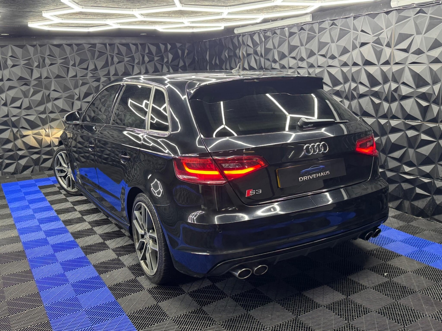 Used Audi S3 2015 for sale - 76013019: Photo 5