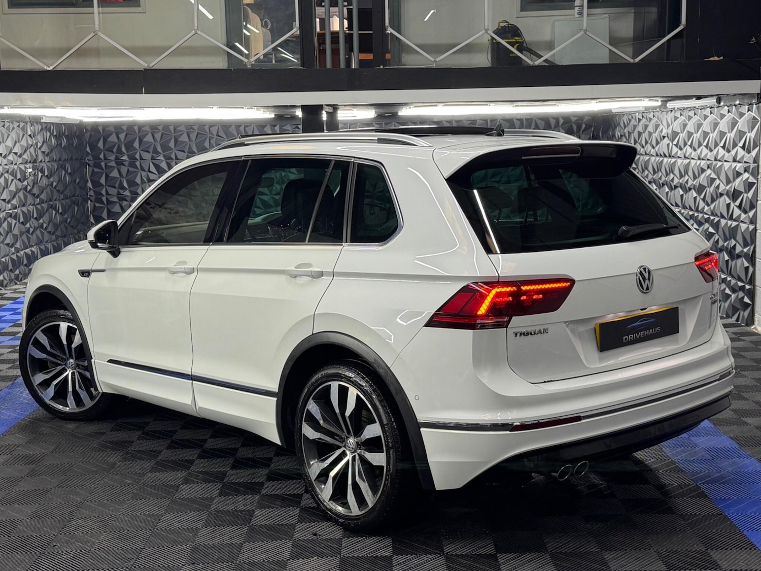 Used Volkswagen Tiguan for sale - 76989452: Photo 17