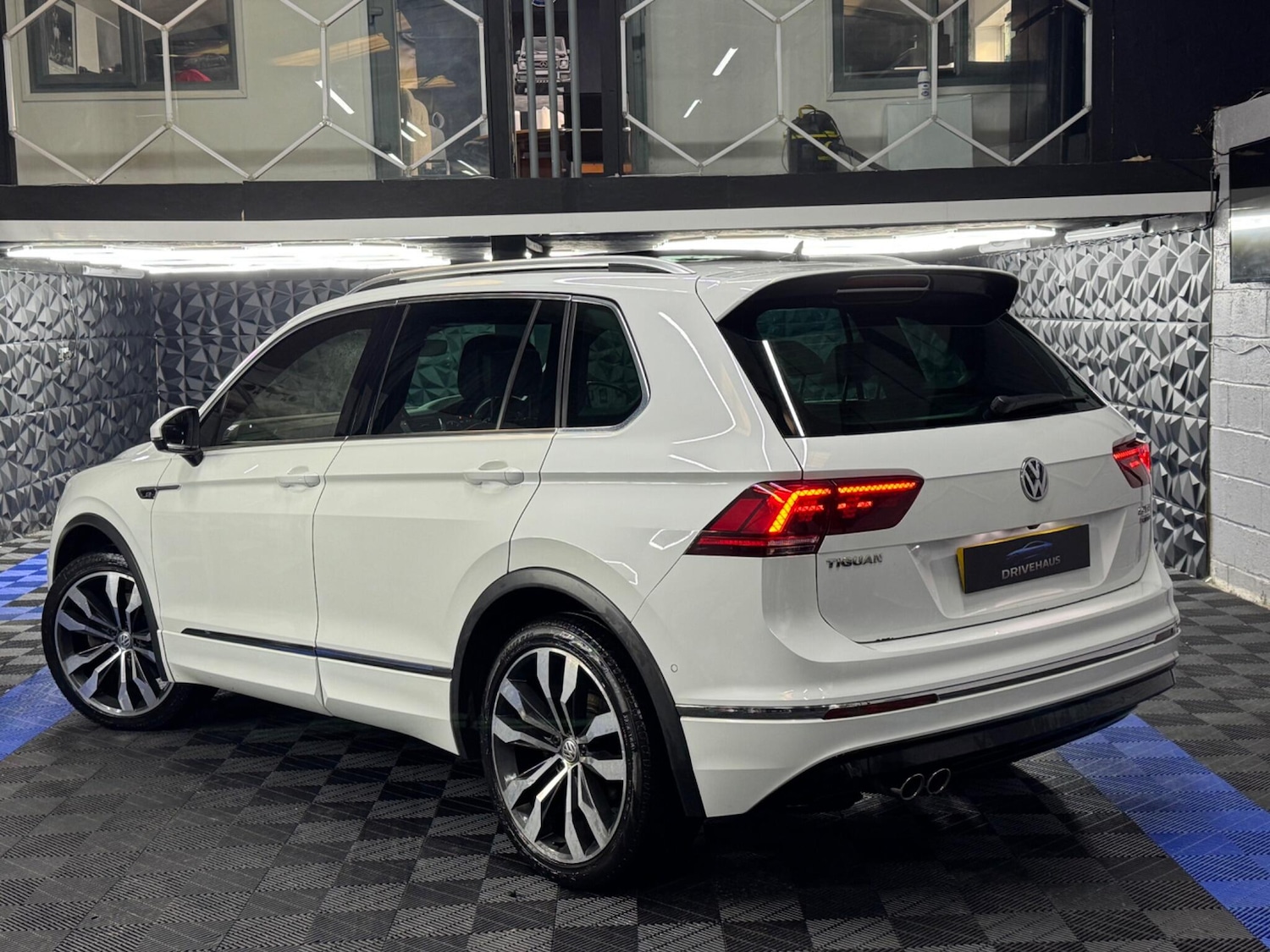 Used Volkswagen Tiguan for sale - 76989452: Photo 18
