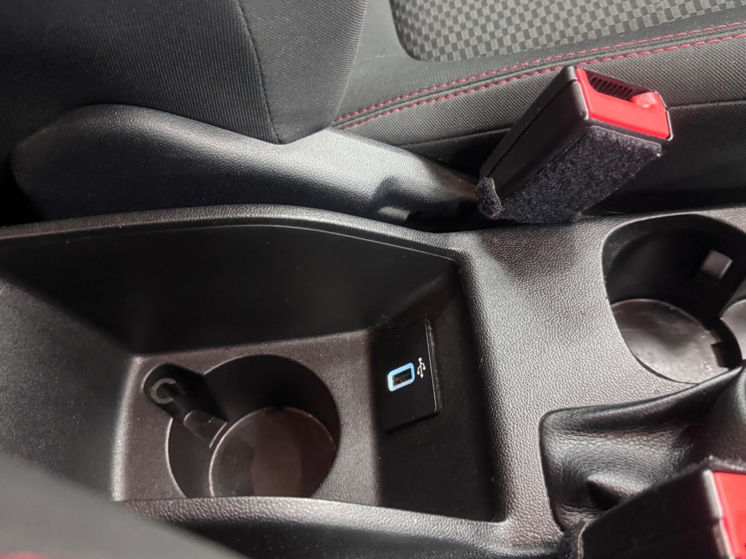 Used Ford Fiesta for sale - 77290741: Photo 40