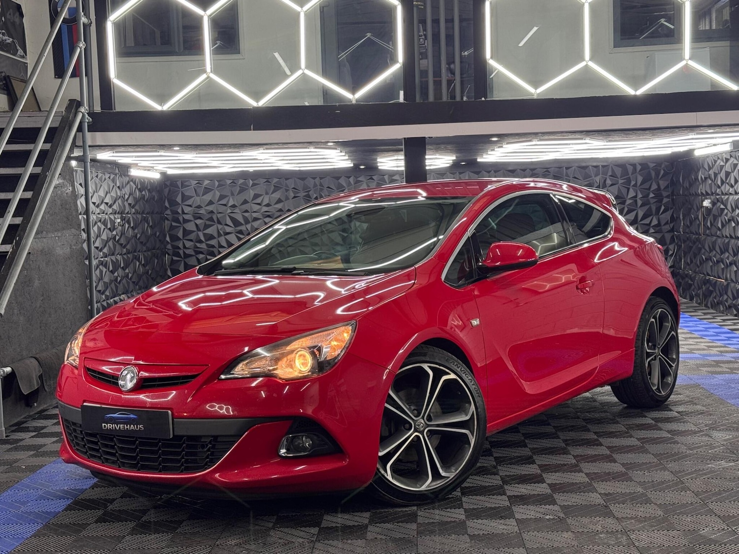 Used Vauxhall Astra GTC 2017 for sale - 78170129: Photo 9