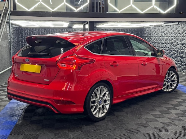 Used Ford Focus 2015 for sale - 75492489: Photo 9