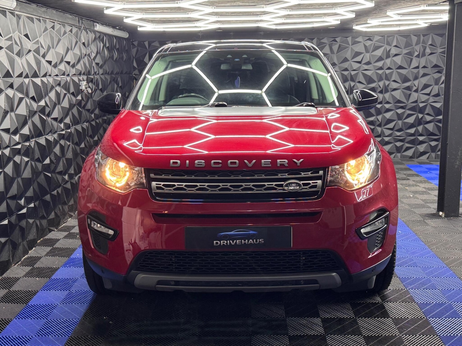 Used Land Rover Discovery Sport 2017 for sale - 77612188: Photo 10