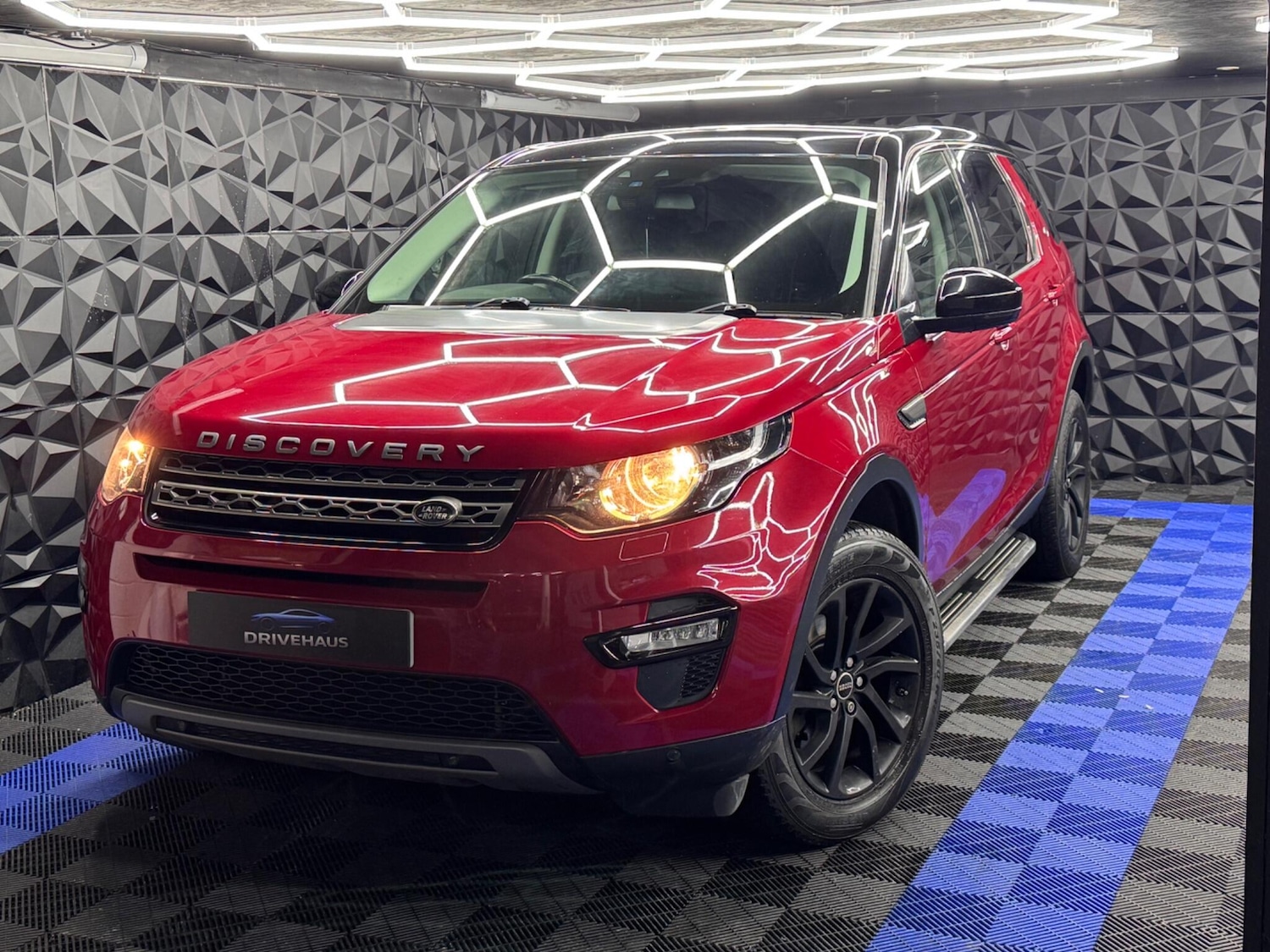 Used Land Rover Discovery Sport 2017 for sale - 77612188: Photo 12