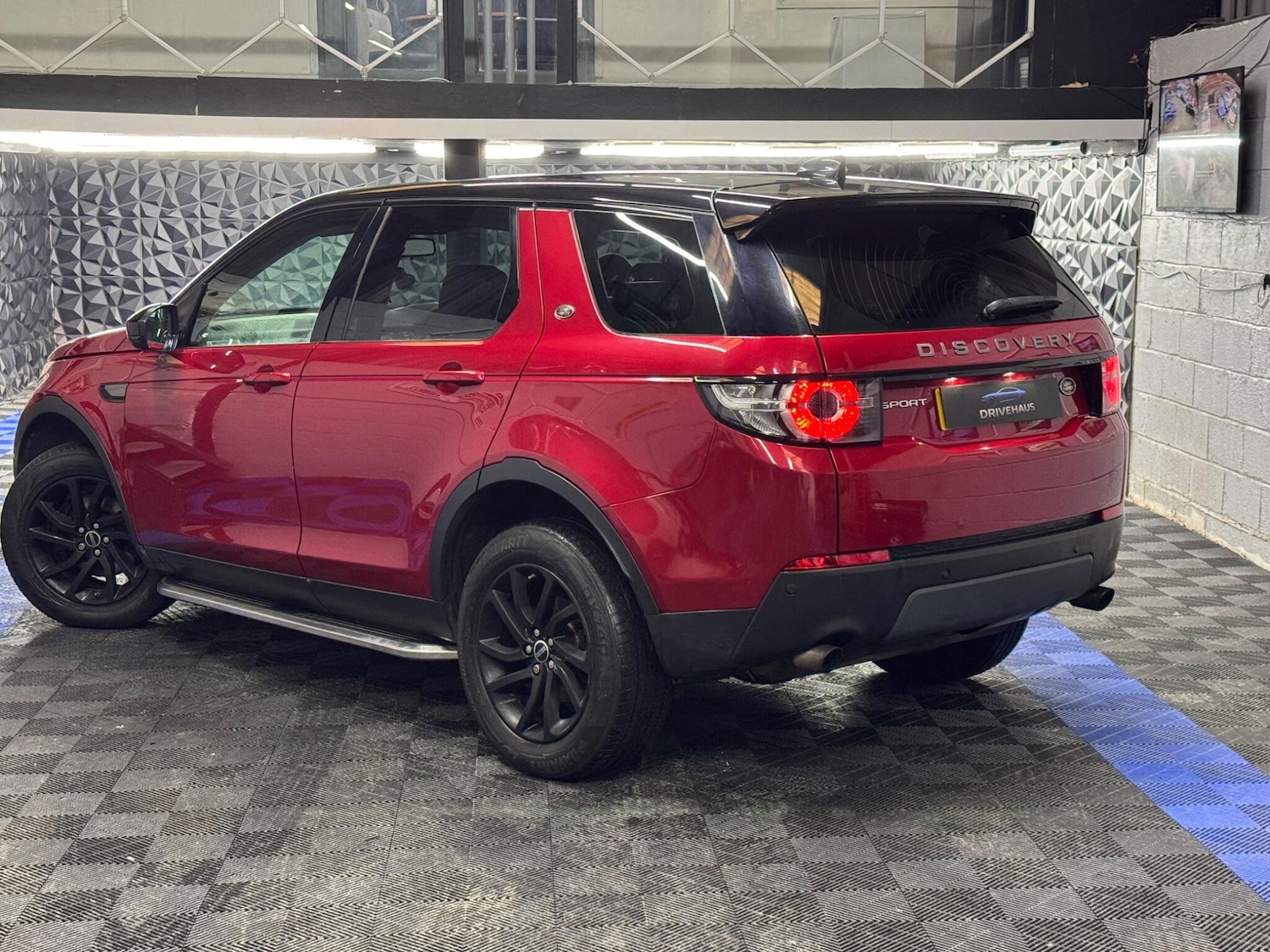 Used Land Rover Discovery Sport 2017 for sale - 77612188: Photo 15