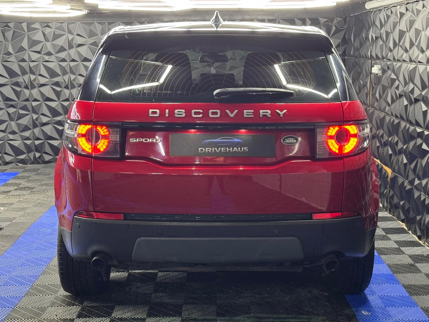 Used Land Rover Discovery Sport 2017 for sale - 77612188: Photo 18