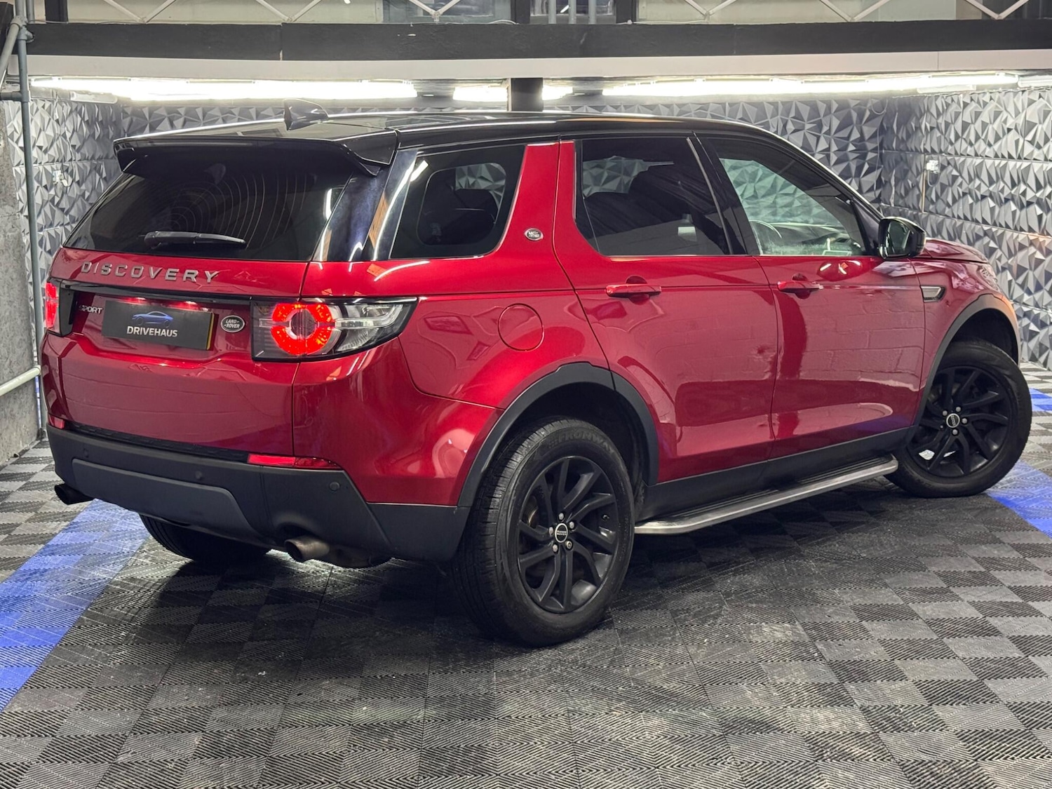 Used Land Rover Discovery Sport 2017 for sale - 77612188: Photo 22