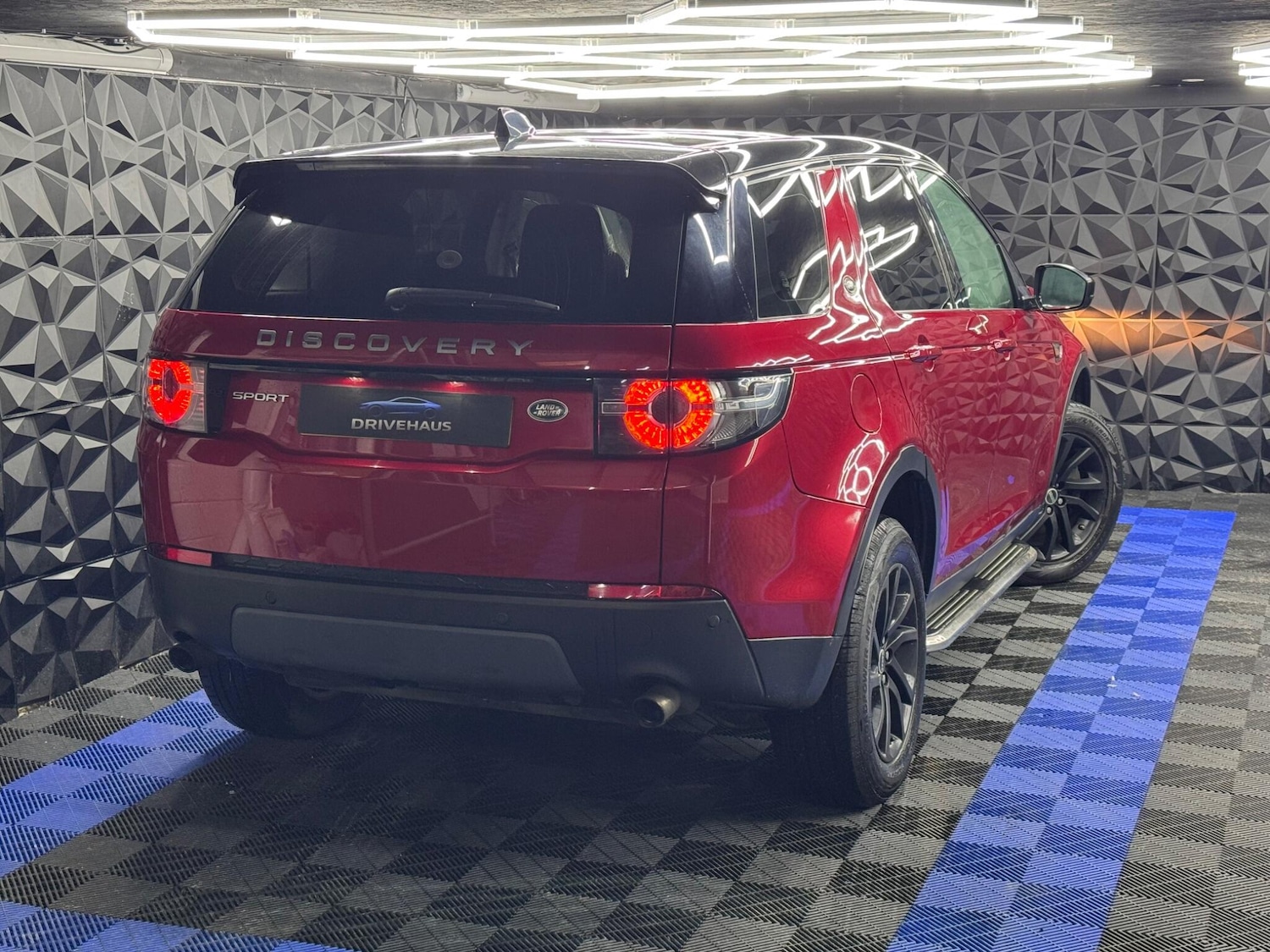 Used Land Rover Discovery Sport 2017 for sale - 77612188: Photo 23